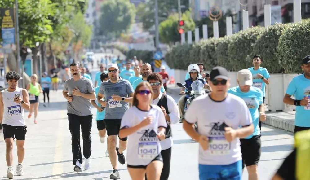 ANLAMLI MARATON YAKLAŞIYOR 